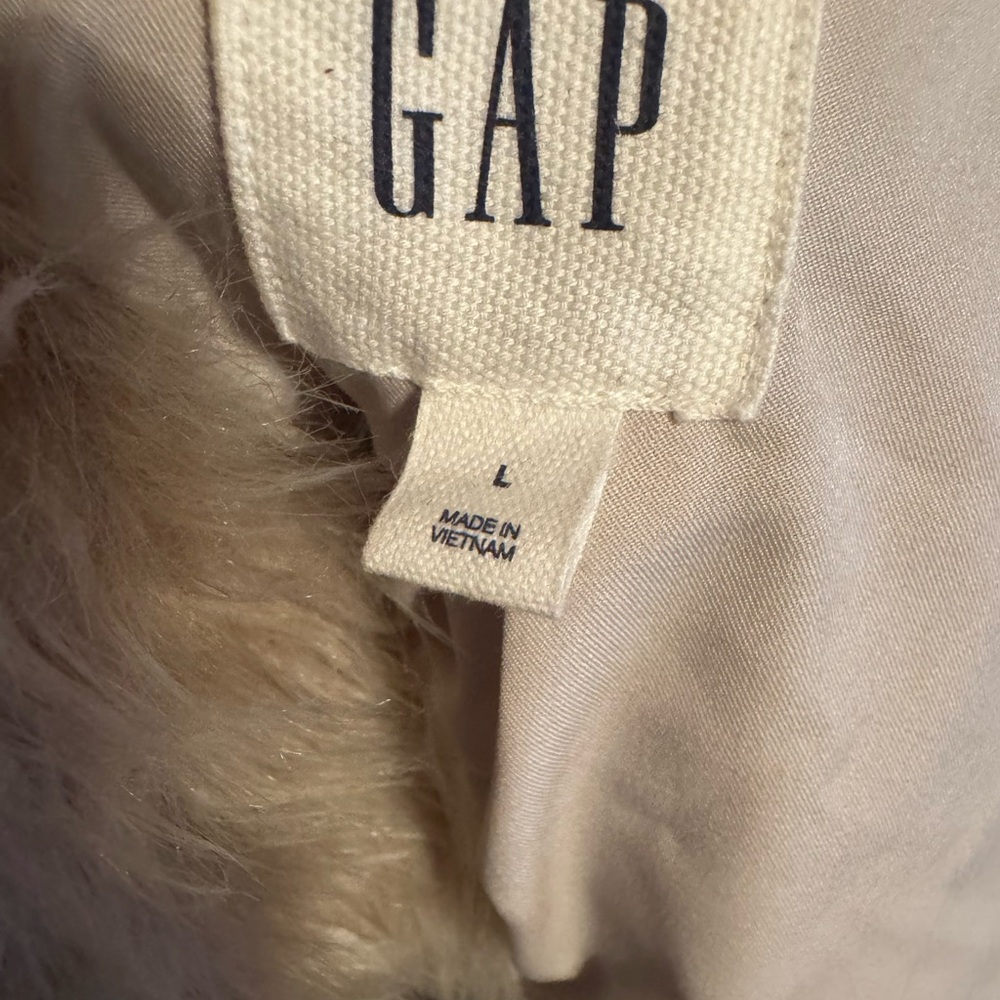Women's Gap Faux  Teddy Fur Vest in Cream Size L - Picture 4 of 5